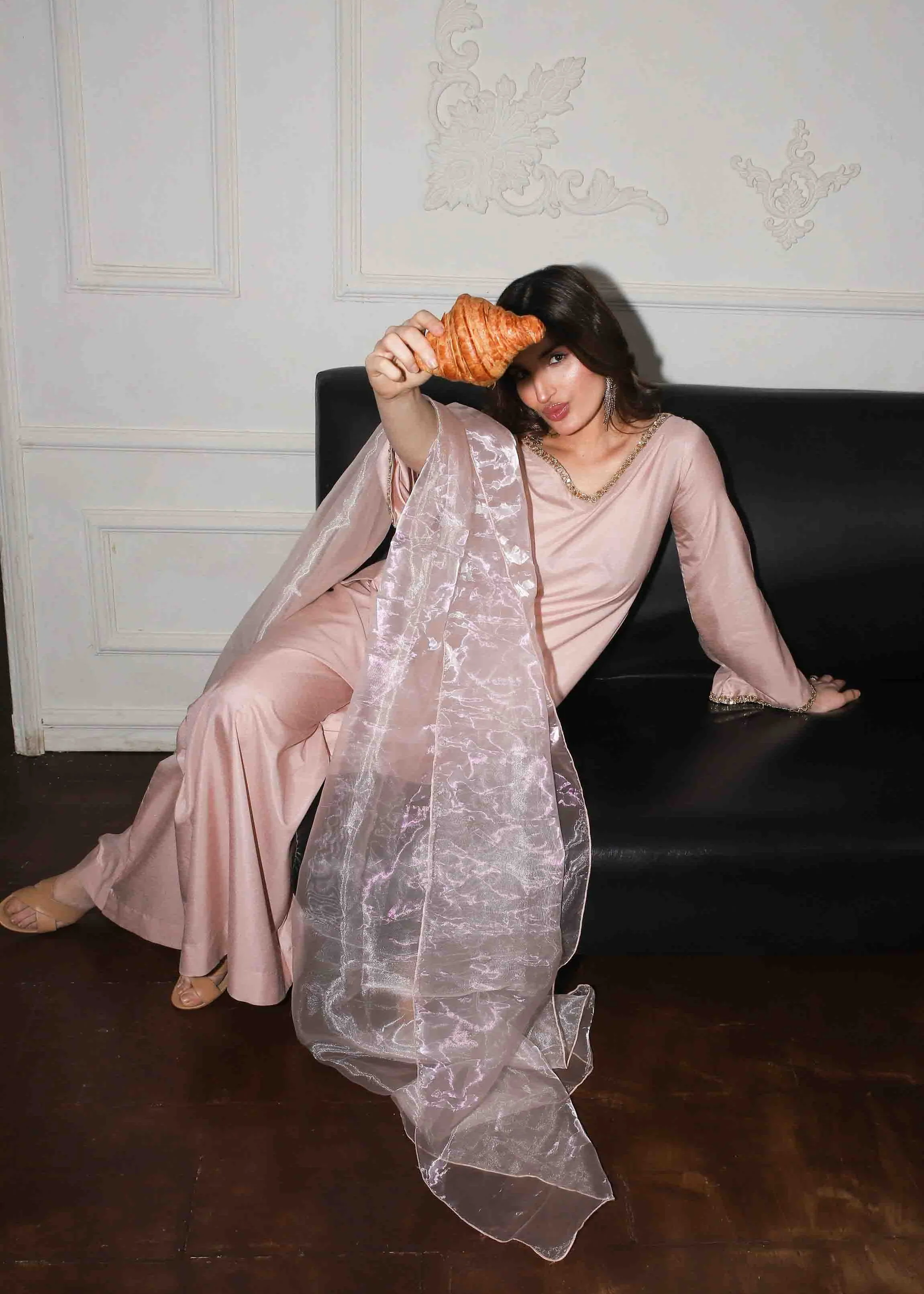 Alana Pink - Image 6