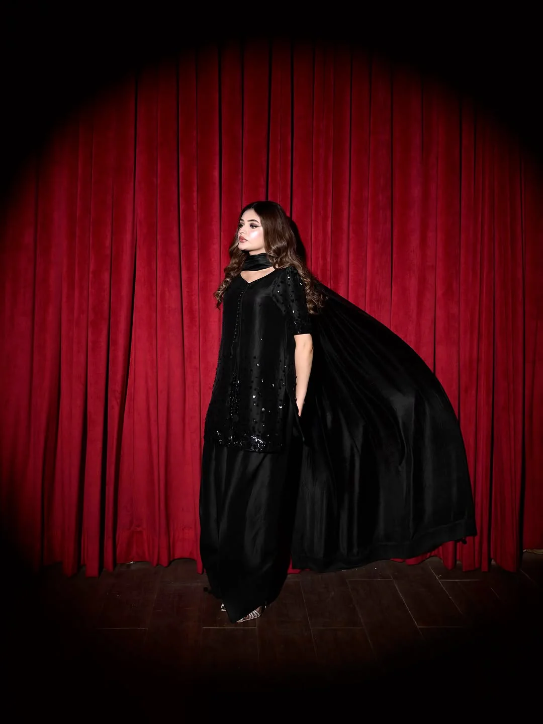 Diva Black - Image 2