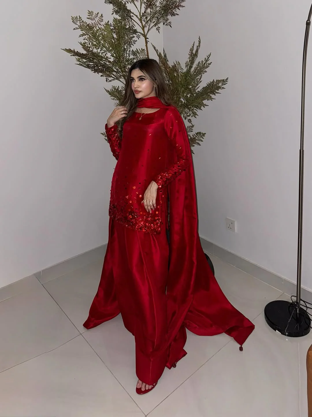 Diva Red - Image 5